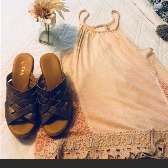 Free People lovely fringe tank size S/P EUC - Picture 2 of 8